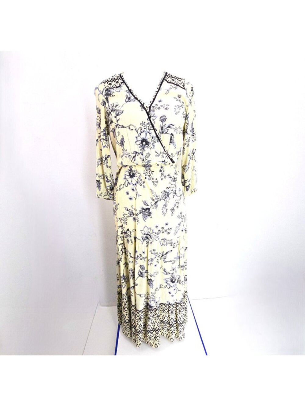 Knox Rose Light Yellow Black Floral Surplice Boho Tiered Maxi Dress Women Size X - Picture 2 of 8